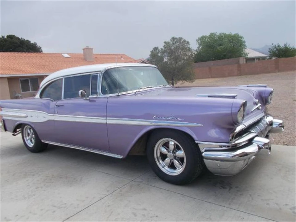 1957 Pontiac Chieftain - Image 9 of 9