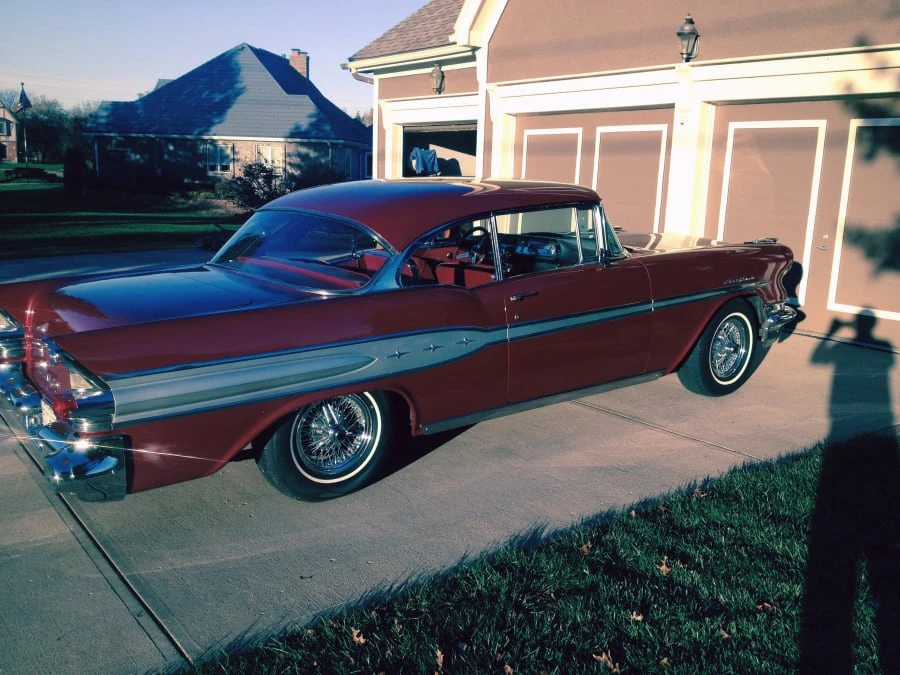 1957 Pontiac Chieftain - Image 2 of 7