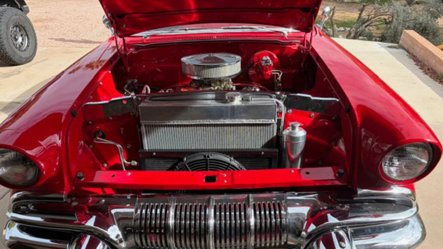 1957 Pontiac Chieftain - Image 18 of 21