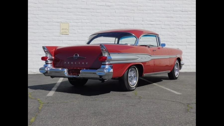 1957 Pontiac Chieftain - Image 3 of 12