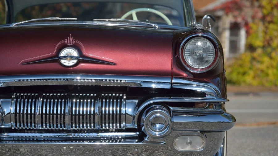 1957 Pontiac Chieftain - Image 11 of 31