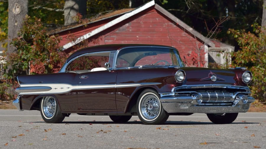 1957 Pontiac Chieftain - Image 12 of 31