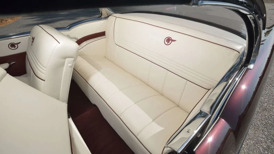 1957 Pontiac Chieftain - Image 16 of 31