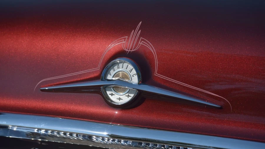 1957 Pontiac Chieftain - Image 19 of 31