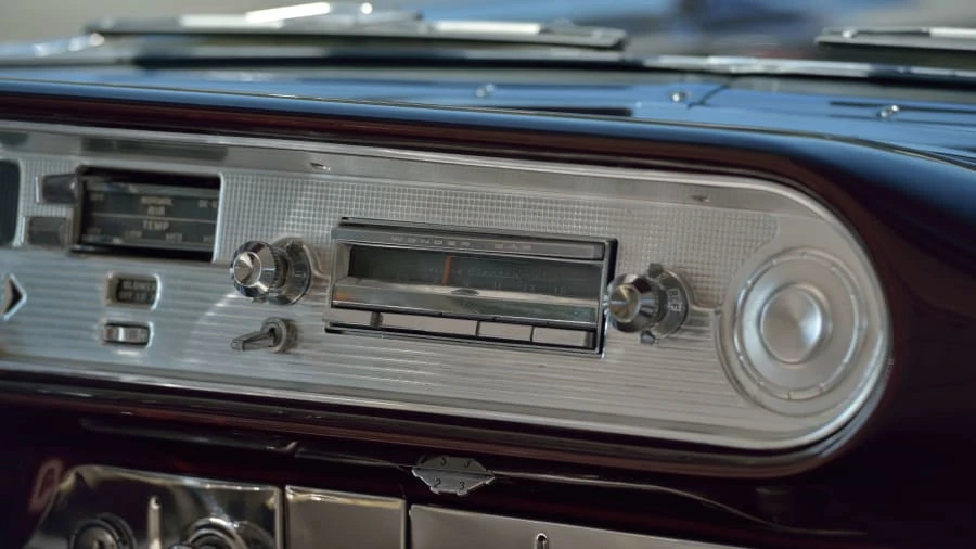 1957 Pontiac Chieftain - Image 26 of 31