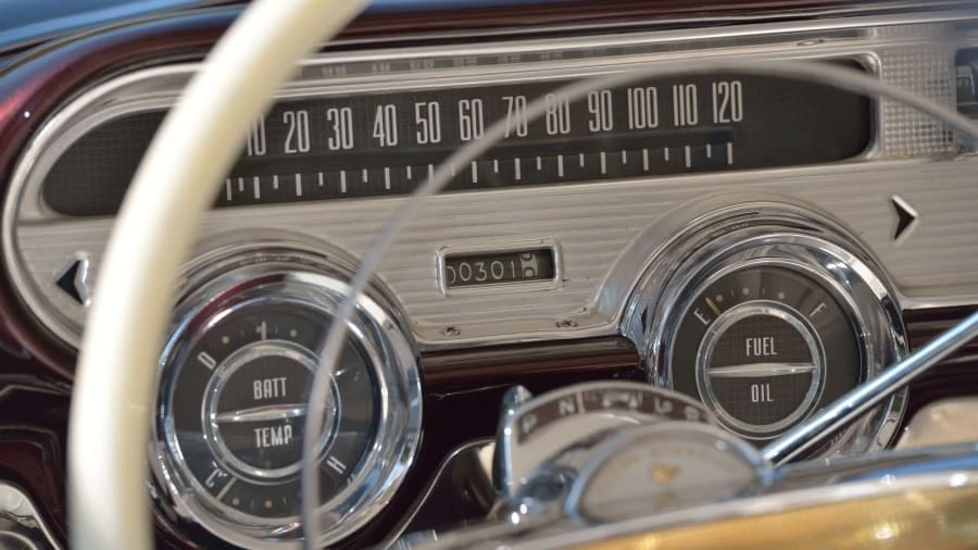 1957 Pontiac Chieftain - Image 27 of 31