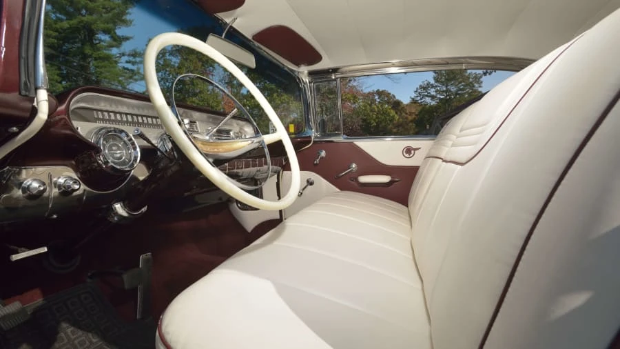 1957 Pontiac Chieftain - Image 29 of 31