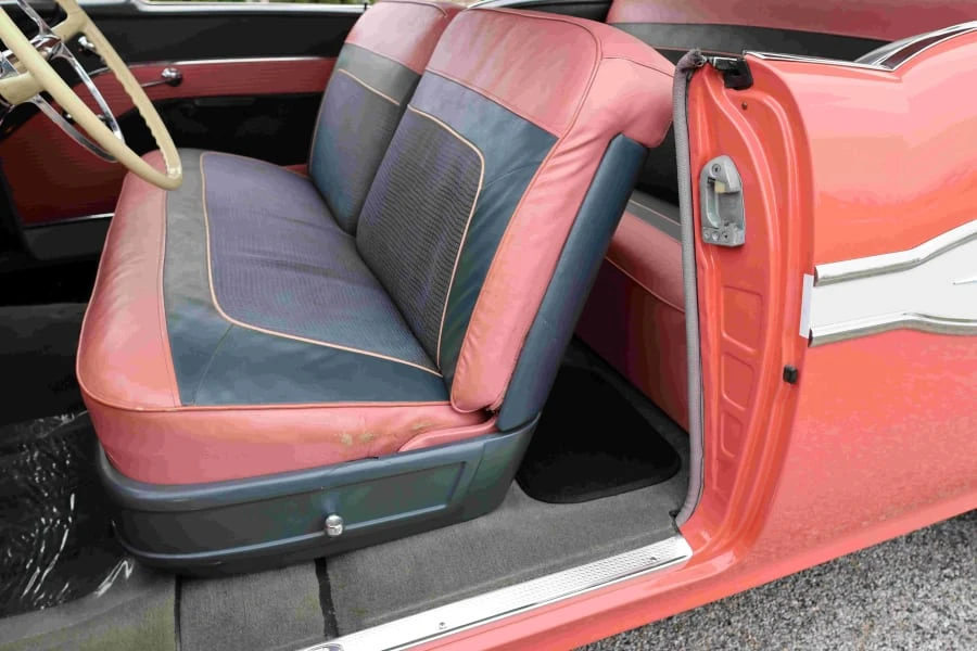 1957 Pontiac Chieftain - Image 11 of 25