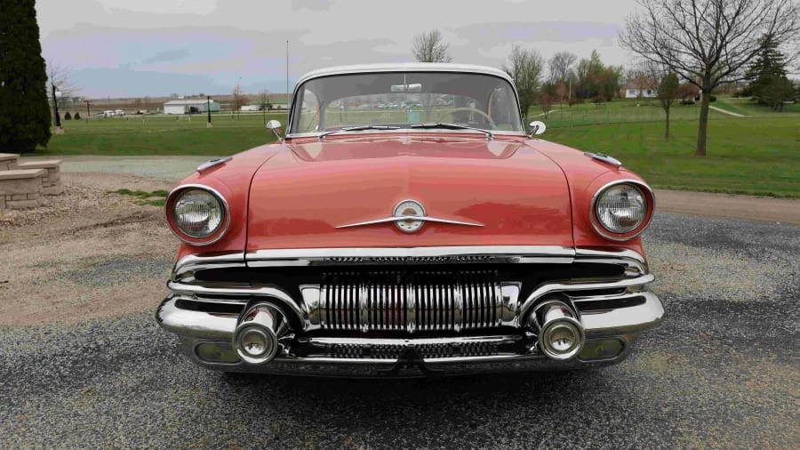 1957 Pontiac Chieftain - Image 4 of 25