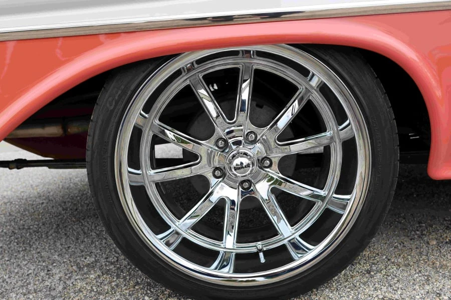 1957 Pontiac Chieftain - Image 9 of 25