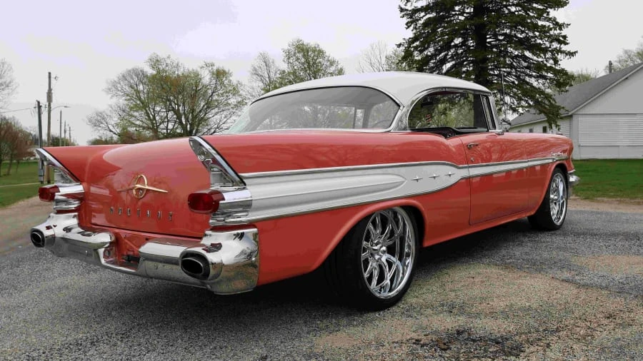 1957 Pontiac Chieftain - Image 3 of 25