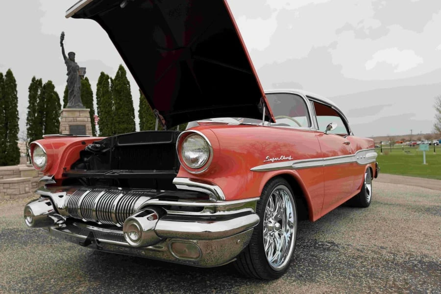1957 Pontiac Chieftain - Image 25 of 25