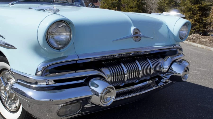 1957 Pontiac Chieftain - Image 8 of 11