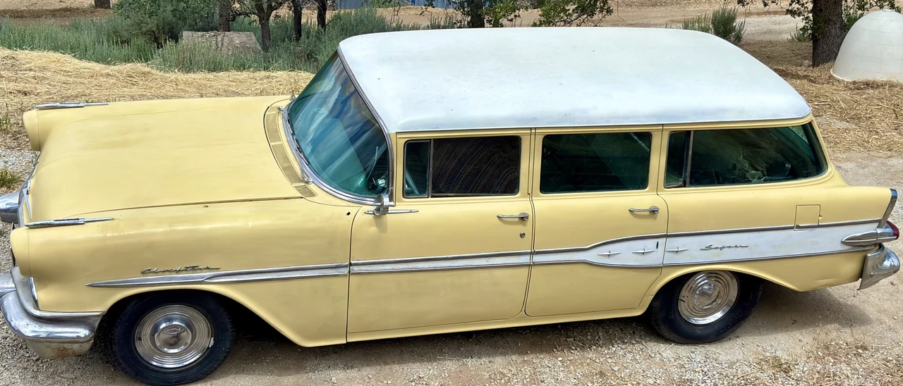 1957 Pontiac Chieftain - Image 15 of 31
