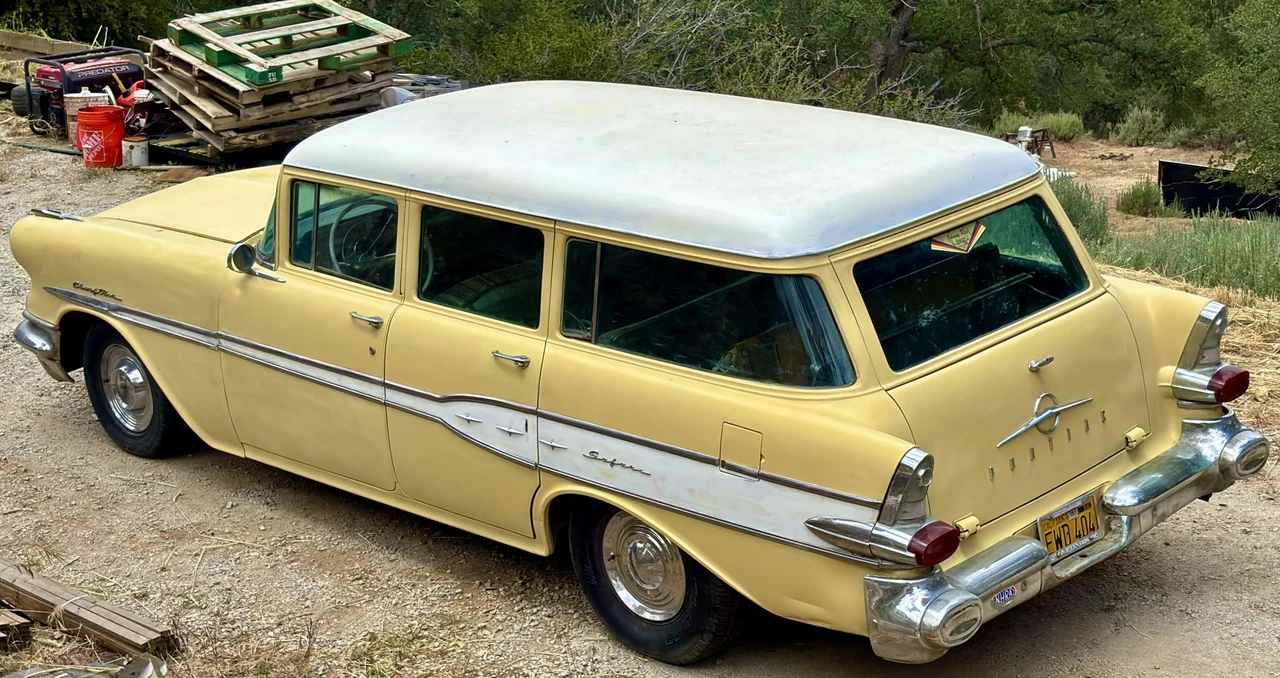 1957 Pontiac Chieftain - Image 18 of 31
