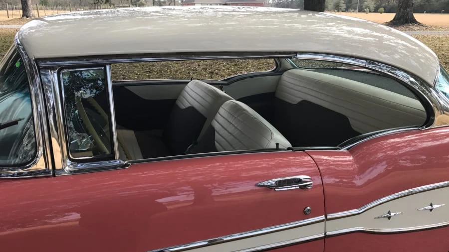 1957 Pontiac Chieftain - Image 6 of 10