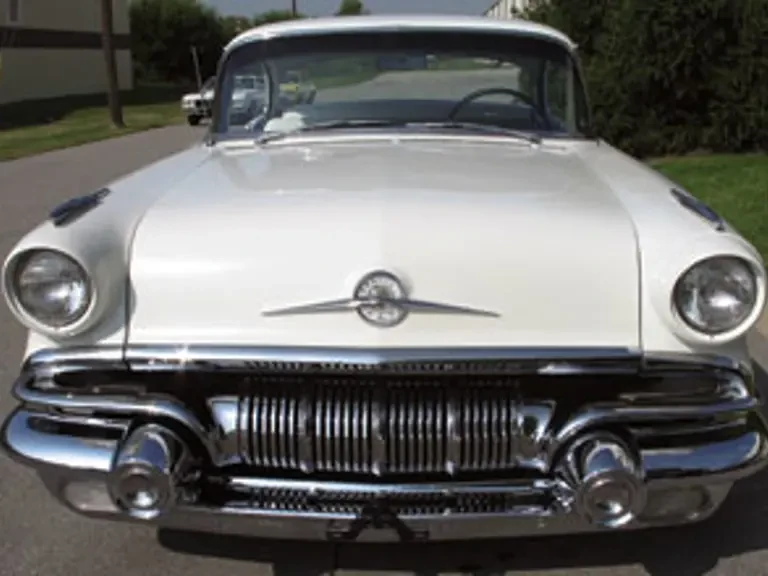 1957 Pontiac Chieftain - Image 6 of 12