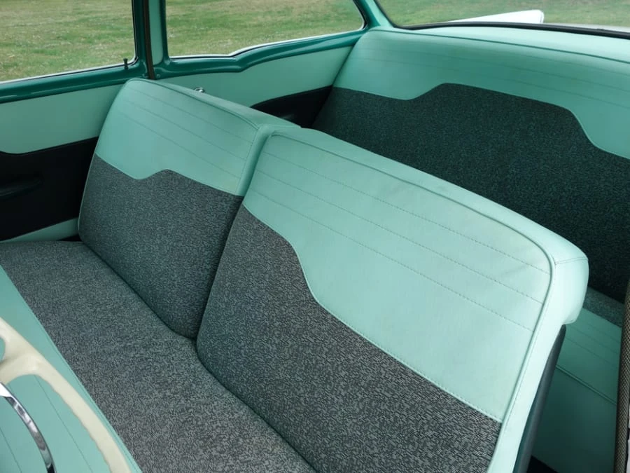 1957 Pontiac Chieftain - Image 5 of 12