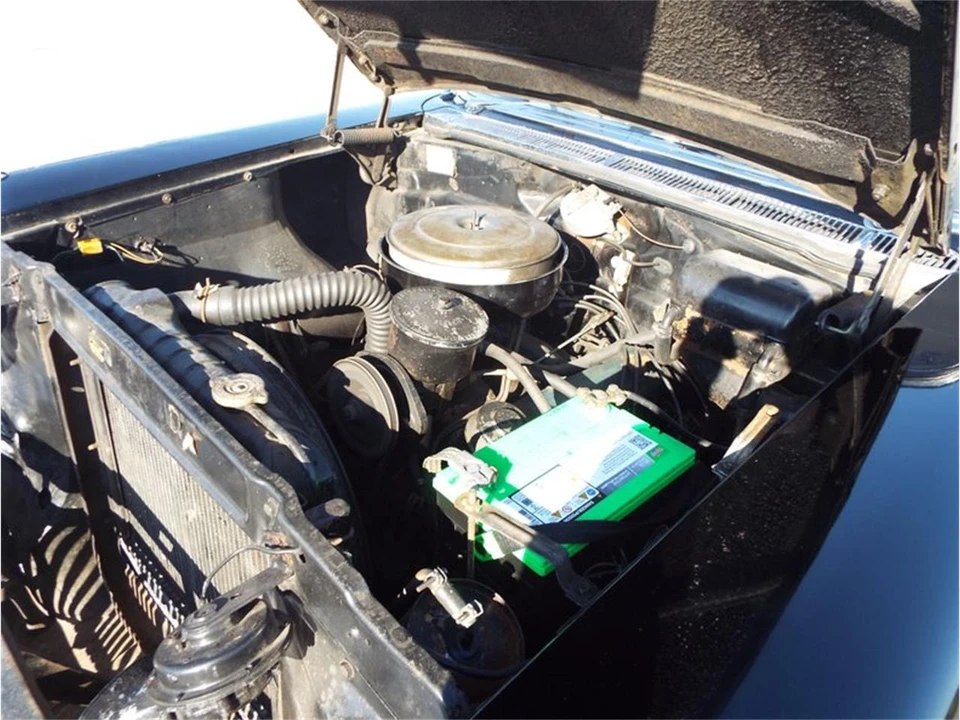 1957 Pontiac Chieftain - Image 11 of 13
