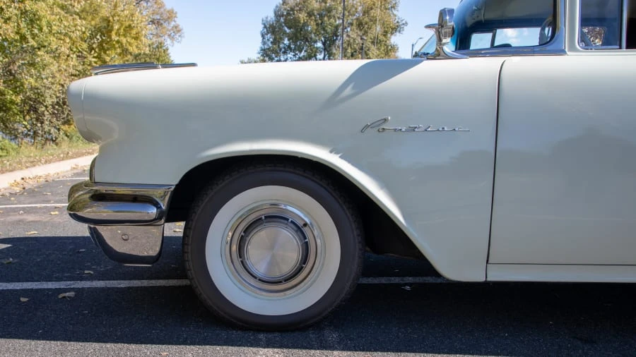 1957 Pontiac Chieftain - Image 17 of 20