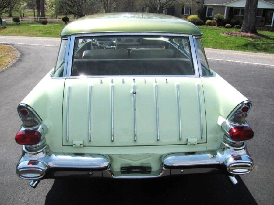 1957 Pontiac Safari - Image 3 of 10
