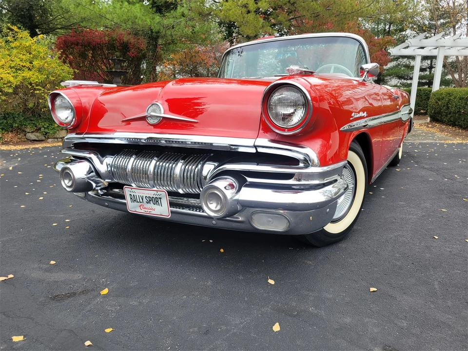 1957 Pontiac Star Chief - Image 27 of 31