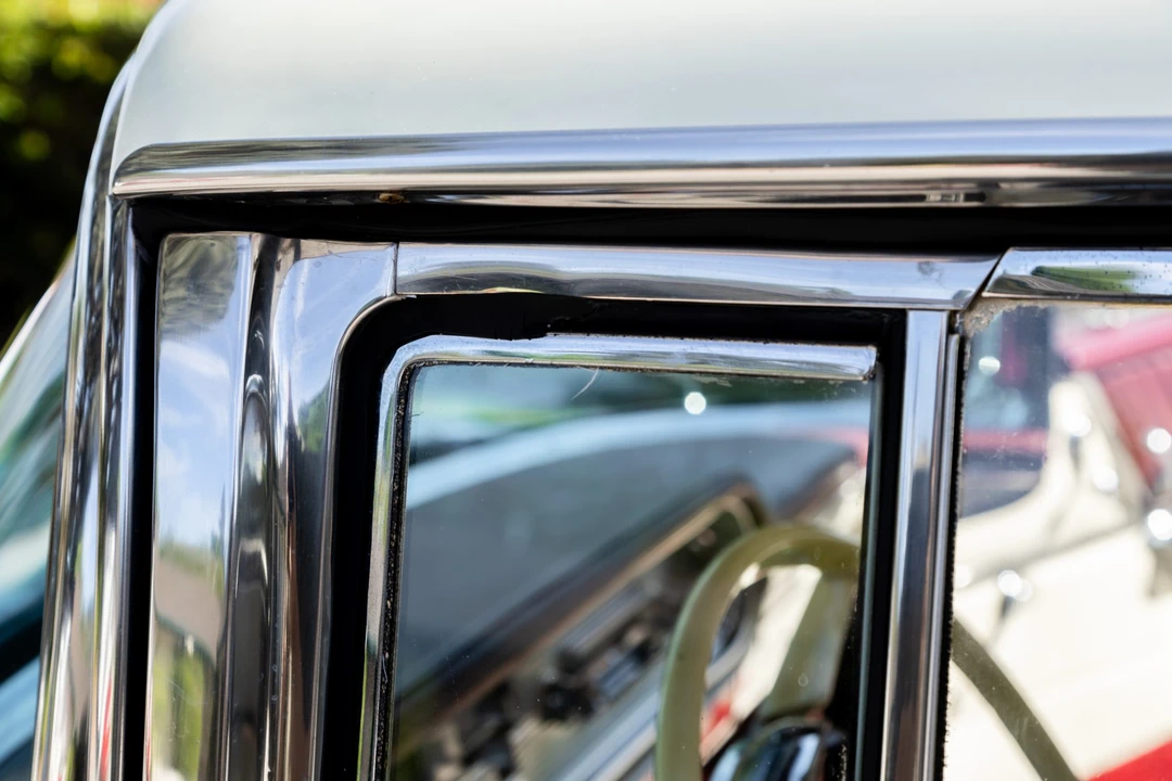 1957 Pontiac Star Chief - Image 13 of 31