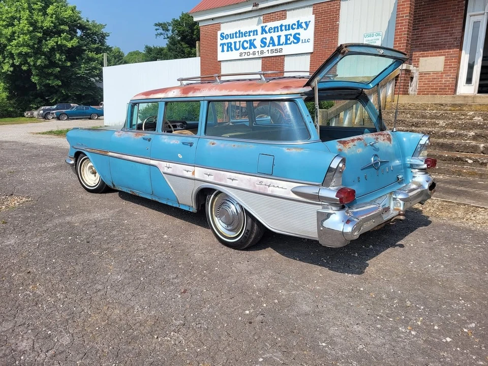 1957 Pontiac Star Chief - Image 2 of 13
