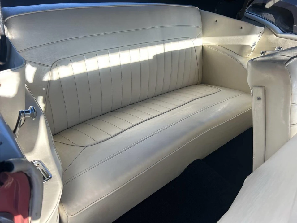 1957 Pontiac Star Chief - Image 24 of 31