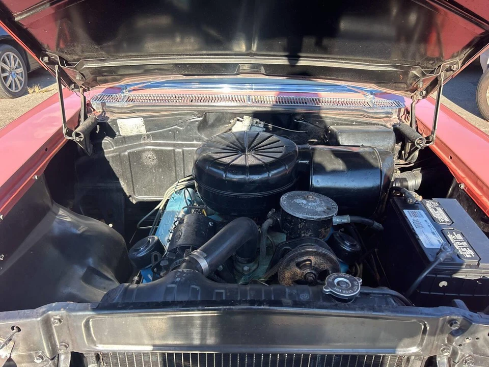 1957 Pontiac Star Chief - Image 26 of 31