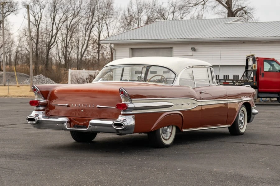 1957 Pontiac Star Chief - Image 15 of 31