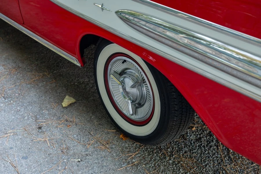 1957 Pontiac Star Chief - Image 19 of 31