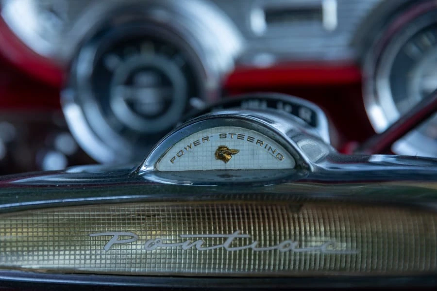 1957 Pontiac Star Chief - Image 26 of 31