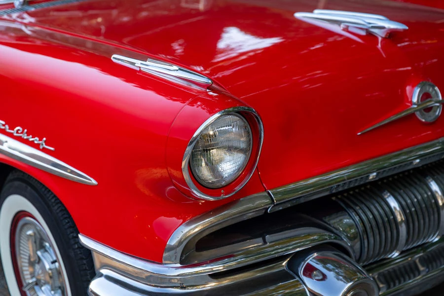 1957 Pontiac Star Chief - Image 7 of 31