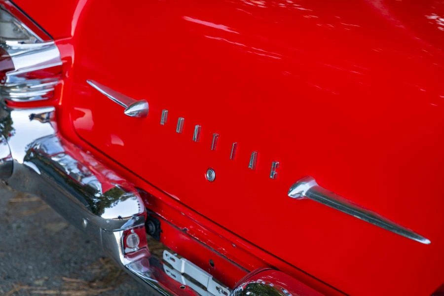 1957 Pontiac Star Chief - Image 12 of 31