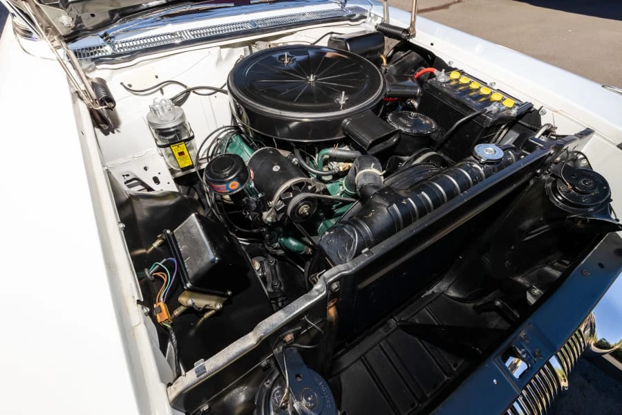 1957 Pontiac Star Chief - Image 20 of 21