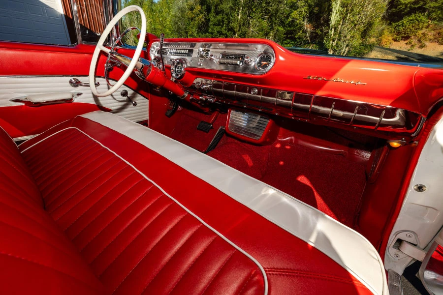 1957 Pontiac Star Chief - Image 16 of 21