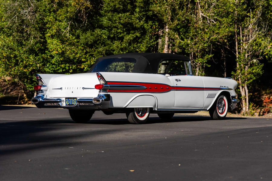 1957 Pontiac Star Chief - Image 3 of 21