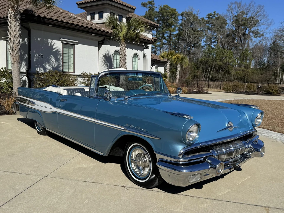 1957 Pontiac Star Chief - Image 18 of 31