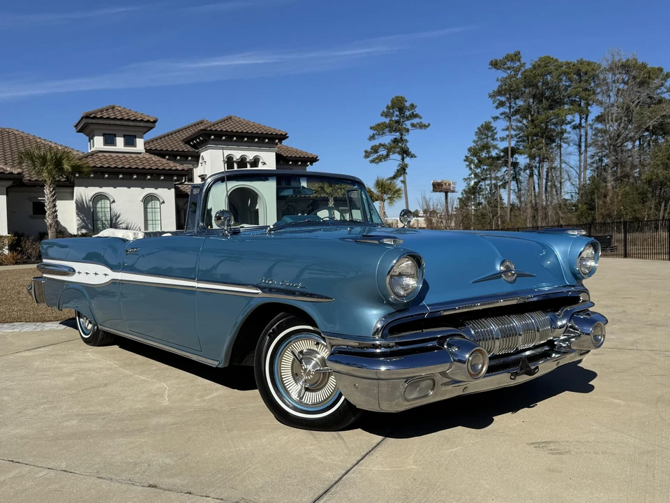 1957 Pontiac Star Chief - Image 20 of 31