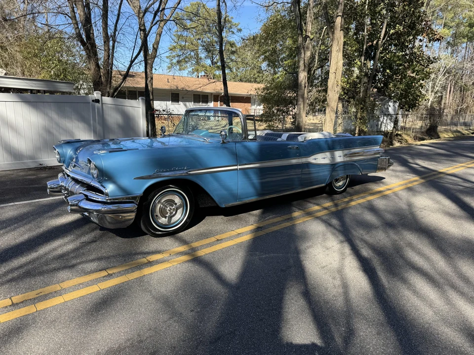 1957 Pontiac Star Chief - Image 29 of 31