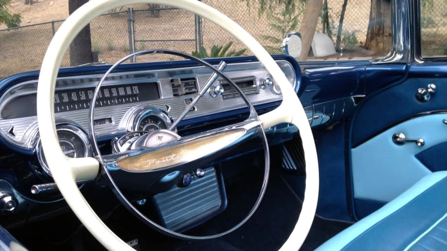 1957 Pontiac Star Chief - Image 5 of 10