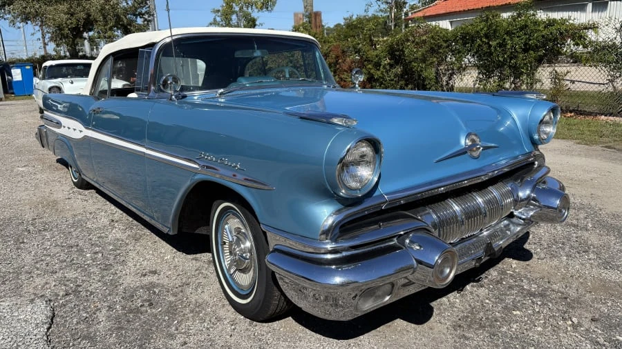 1957 Pontiac Star Chief - Image 6 of 8