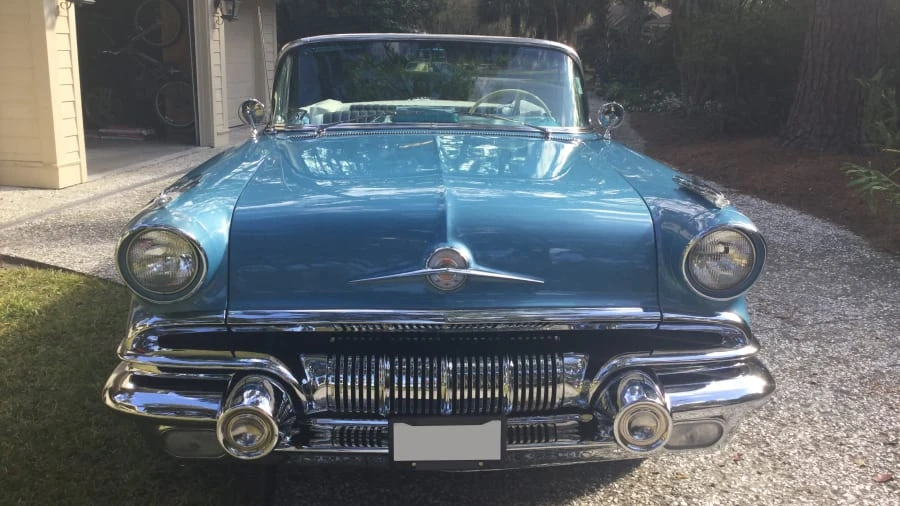 1957 Pontiac Star Chief - Image 4 of 8
