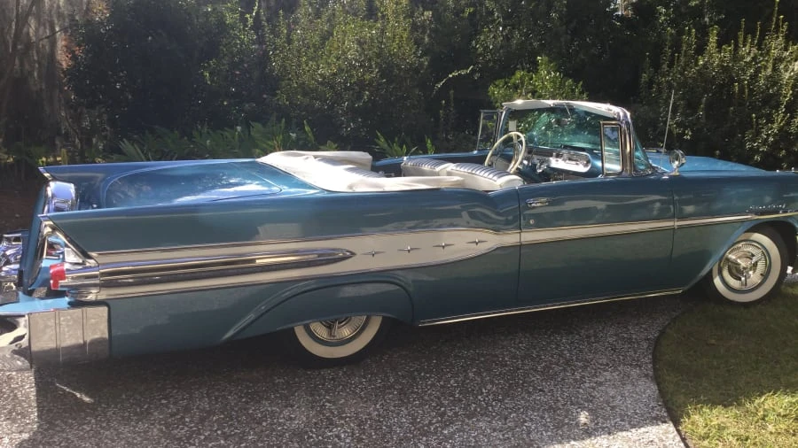 1957 Pontiac Star Chief - Image 2 of 8