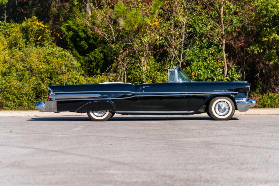 1957 Pontiac Star Chief - Image 12 of 24
