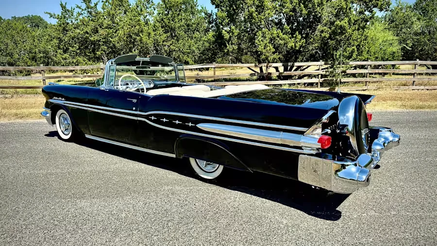 1957 Pontiac Star Chief - Image 14 of 27