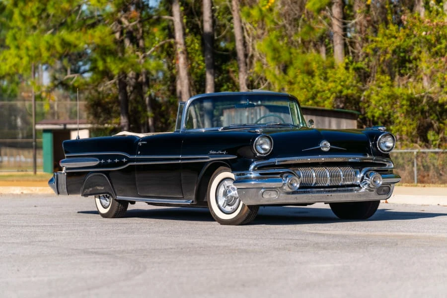 1957 Pontiac Star Chief - Image 6 of 24