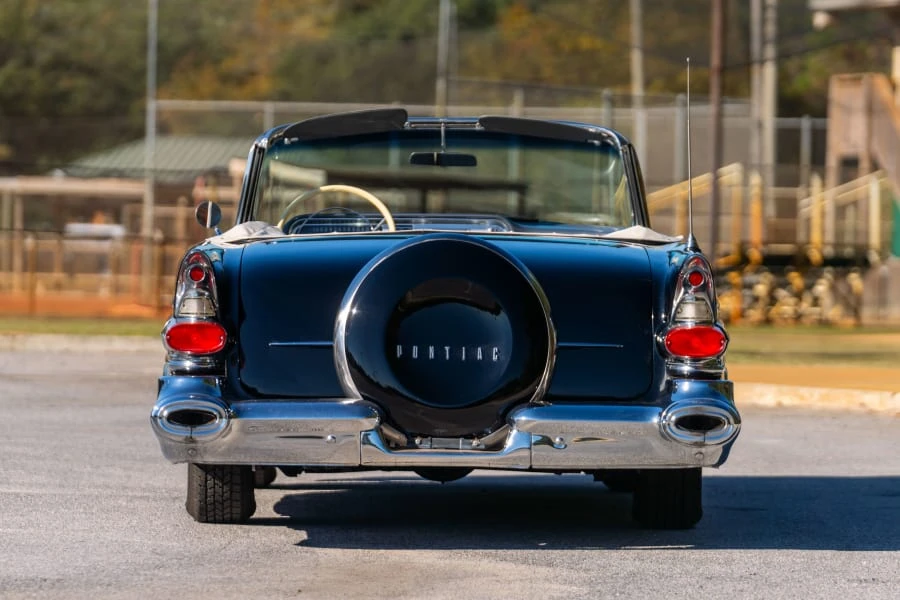 1957 Pontiac Star Chief - Image 5 of 24
