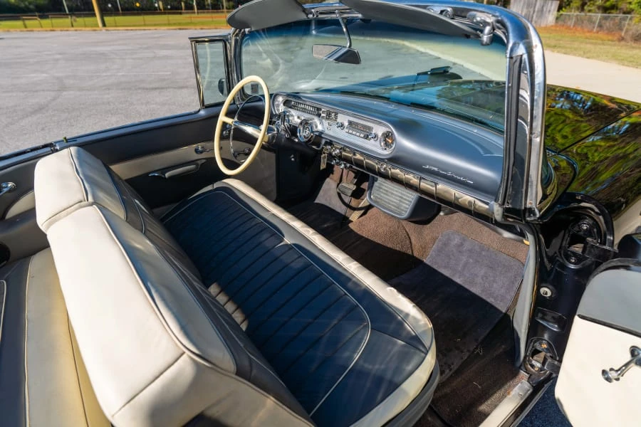 1957 Pontiac Star Chief - Image 14 of 24